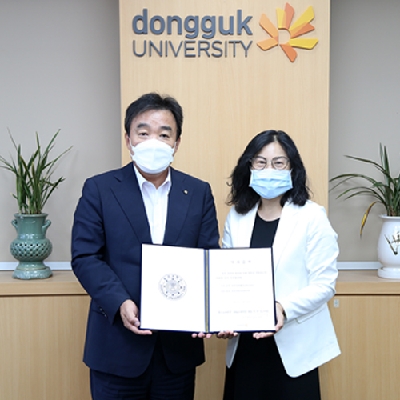 힐스토리펜션 이연숙 대표, ‘동국 문학인 장학 릴레이’ 동참