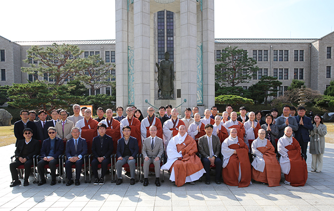 청동여래입상 봉불 60주년 기념법회 봉행